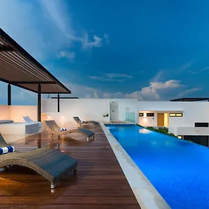 the-highline-tulum.quintano-roohotels.com/